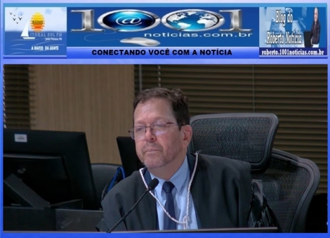 Foto Reprodu��o - Montagem: Sistema 1001 Not�cias de Comunica��o     
