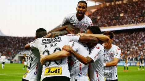 Depois do puxo de orelha de Fabio Carille pela falta de produtividade ofensiva no jogo do ltimo final de semana, o Corinthians correspondeu.