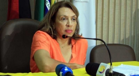 A deputada estadual Cida Ramos (PSB) no acredita que h razo para o afastamento dos secretrios de Estado Waldson Souza (Planejamento) e Livnia Farias (Administrao).