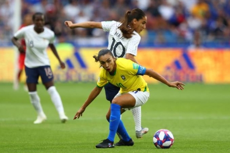 Na prorrogao, a Frana fez 2 a 1 no Brasil e passou para as quartas de final da Copa do Mundo Feminina, neste domingo, no estdio Ocane, em La Havre.
