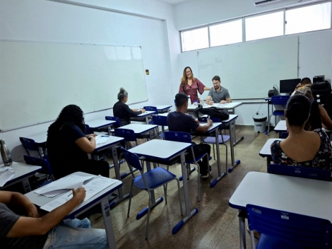 Foto Reprodu��o - Montagem: Sistema 1001 Not�cias de Comunica��o      