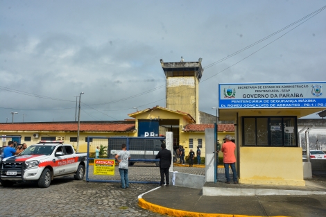 A penitenciria  localizada no bairro PB1, localizado no bairro de Jacarap, em Joo Pessoa (Foto: Google Street View)